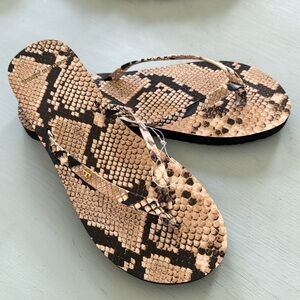 BNIB - Tory Burch Printed Leather Flip Flip - Desert Roccia